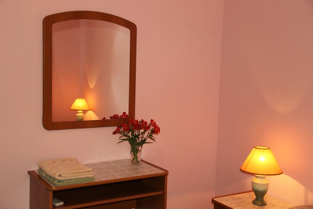 Antun Mozara Family House Bed & Breakfast Слано Екстериор снимка