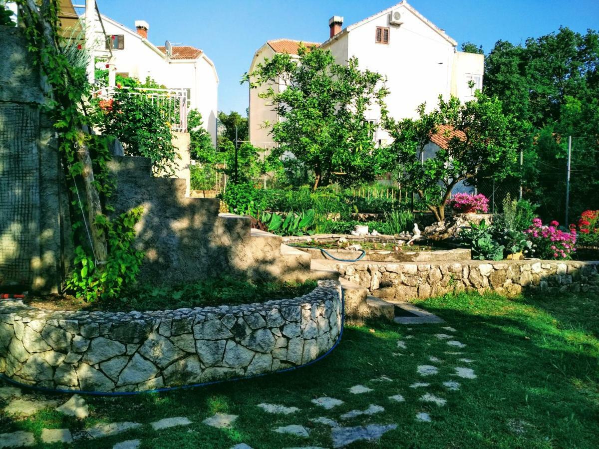 Antun Mozara Family House Bed & Breakfast Слано Екстериор снимка