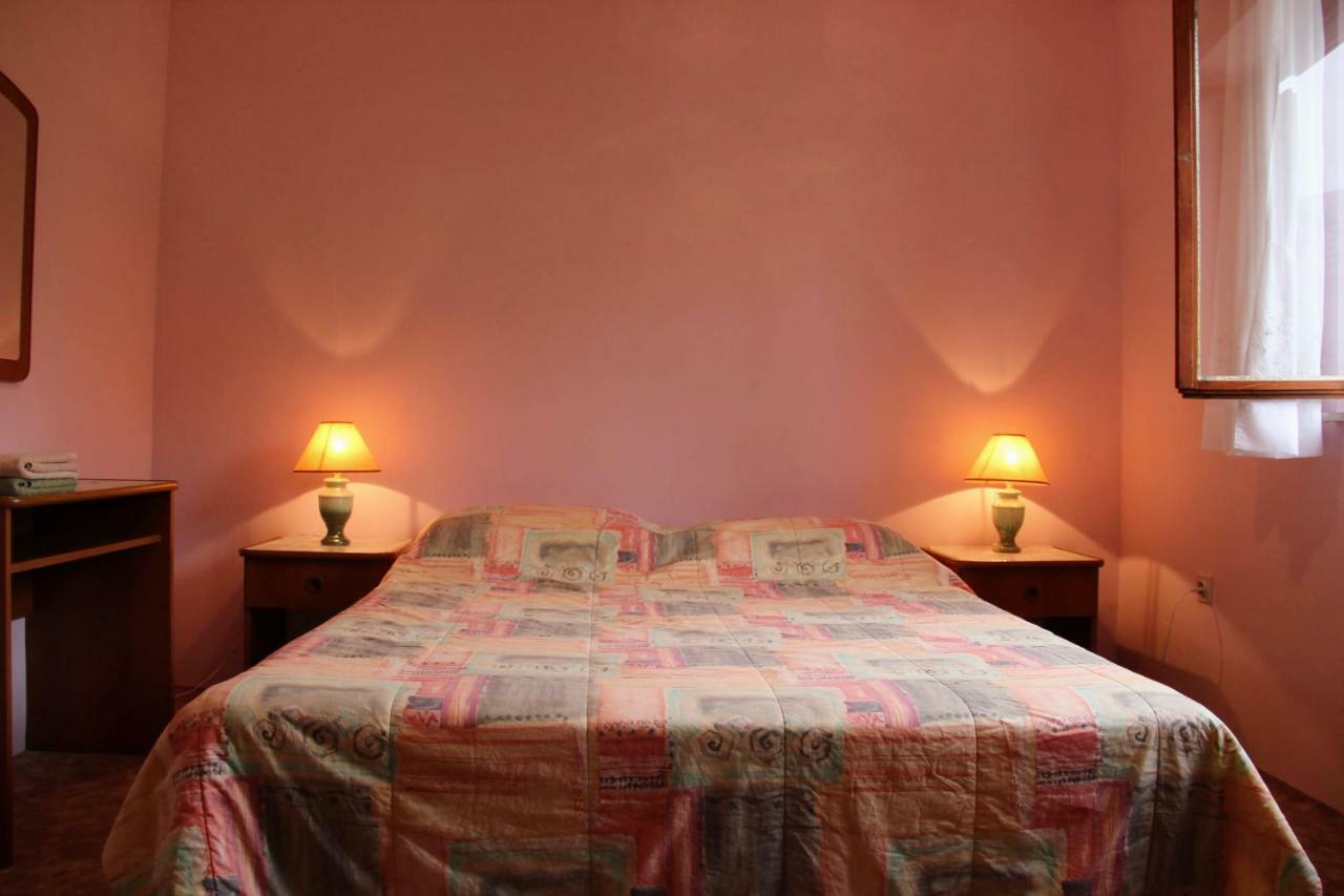 Antun Mozara Family House Bed & Breakfast Слано Екстериор снимка